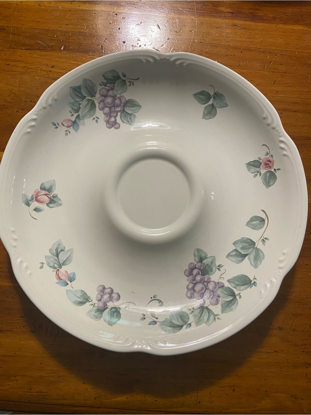 Pfaltzgraff Grapevine White Chip & Dip Platter Purple Grape and Pink Rose 12” - Picture 3 of 7
